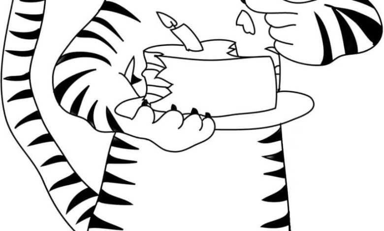 Doğum Günü Pastası Tutan Kaplan Boyama Sayfası