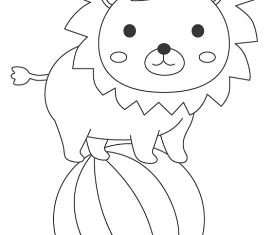 Sevimli Parti Şapkalı Aslan ve Top Boyama Sayfası