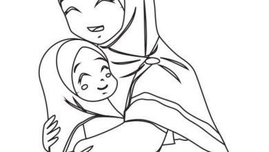 Hijablı Anne ve Çocuğu Sarılma Boyama Sayfası