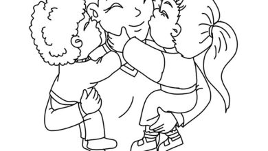 Anneleriyle Birlikte İki Çocuk Boyama Sayfası - Eğlenceli ve Sevgi Dolu Anlar