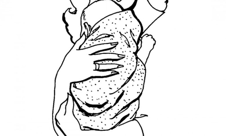 Anne Bebeğini Kucaklarken Boyama Sayfası Güzel ve Huzurlu An