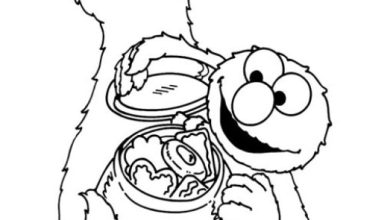 Kurabiyelerle Dolu Kavanoz Tutan İki Sevimli Çizgi Karakterin Boyama Sayfası